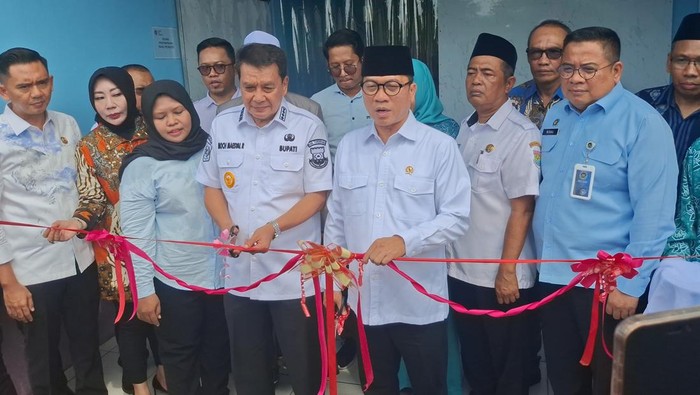 Perdana Mendes Resmikan Dapur MBG Hasil Kolaborasi Bareng BUMDes di Tangerang