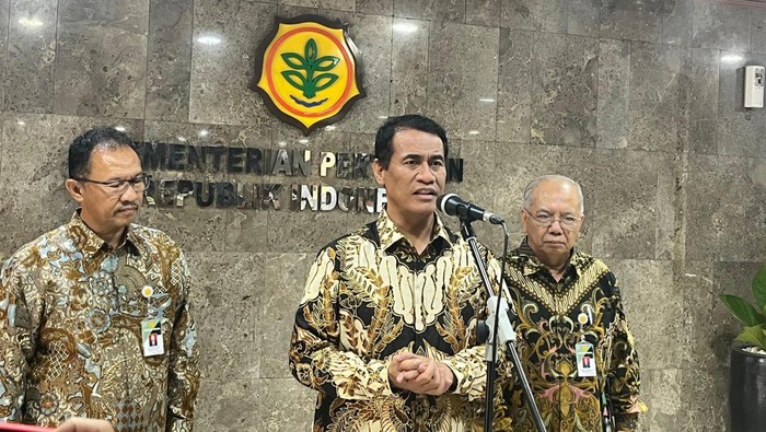 Mentan Amran Sulaiman.