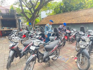 TNI AL Gagalkan Penyelundupan 53 Motor Bodong Tujuan Jambi di Pelabuhan Merak