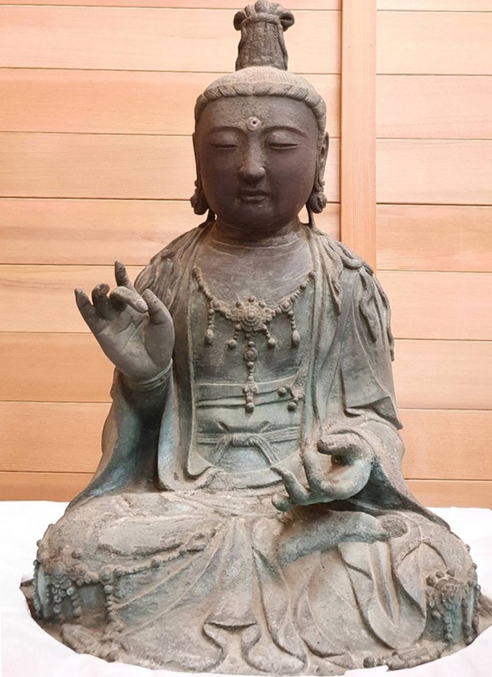Patung buddha yang dicuri dari Kuil Kannonji