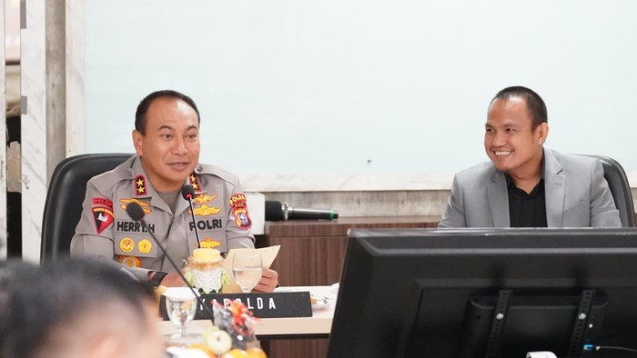 Pertemuan DPRD Riau dengan Polda Riau (Dok Humas Polda Riau)