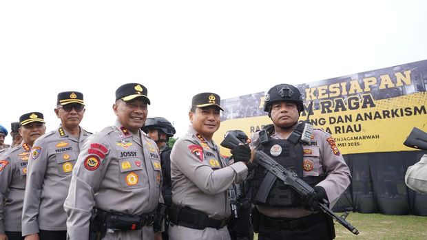 Polda Riau luncurkan Tim 'Raga' yang akan patroli 24 jam mengantisipasi premanisme dan street crime.