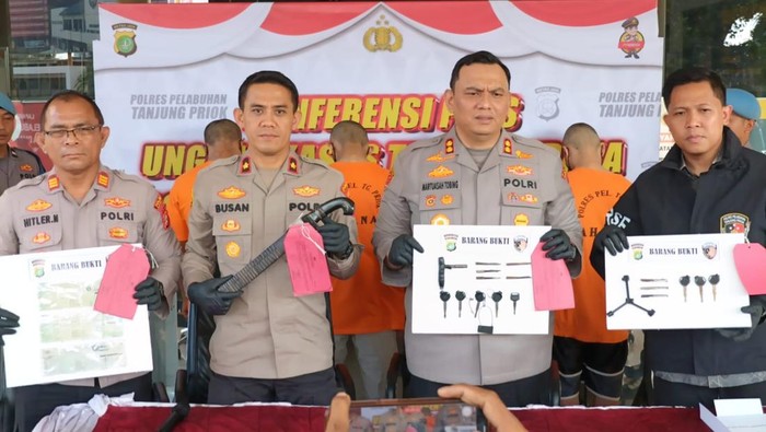 Polres Pelabuhan Tanjung Priok menangkap empat orang pelaku pencurian motor. (dok.Istimewa)