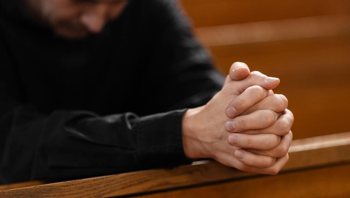 Renungan Katolik di gereja