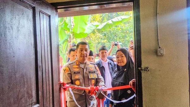 Rumah Neng Susi di Kabupaten Bandung yang rusak diperbaiki