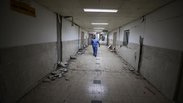  Injured Palestinians are being evacuated from the European Hospital after Israeli army attack hit the hospital in Khan Yunis, Gaza on May 13, 2025. Many people were killed and many injuries were reported following the attack. (Photo by Ali Jadallah/Anadolu via Getty Images)