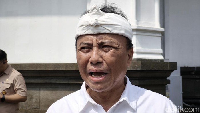 Sekda Jabar Herman Suryatman.