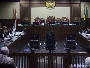 Video: Zarof Ngaku Terima Miliaran Rupiah Jadi Perantara Tambang Emas