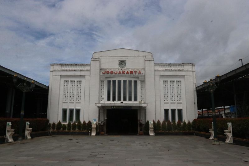 Stasiun Yogyakarta setelah dibeutifikasi