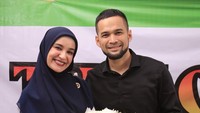 Shireen Sungkar dan Teuku Wisnu sudah menikah selama 12 tahun. (Foto: dok Instagram)
