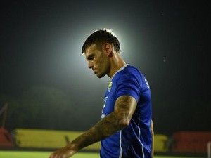 Duo Eks Senjata Mematikan Persib Berlabuh ke Malut United