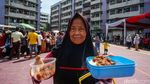 Warga Rusun Marunda Antusias Saksikan Masak Besar Jelang Idul Adha