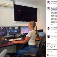 Postingan tersebut mendapat banyak perhatian, termasuk dari pacarnya, Louis Tomlinson. Di kolom komentar, mantan personel One Direction menuliskan ‘proud of you x’ untuk menunjukkan rasa bangga dan cintanya kepada Zara. Foto: Instagram @zara_mcdermott