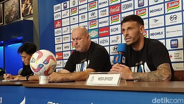 Bojan Hodak dan Tyronne del Pino.