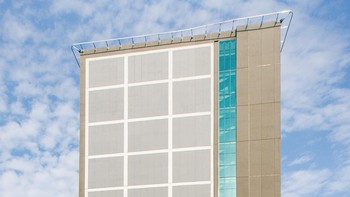 JK1 terletak di Kuniangan Barat, Jakarta Selatan, Jakarta. Foto: (Equinix).