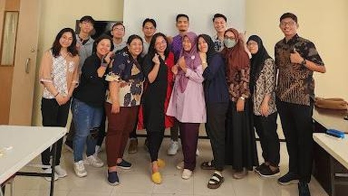 Dosen dan mahasiswa UKDW Jogja ciptakan aplikasi pemindai suasana hati.