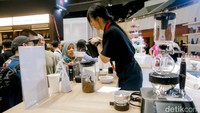 Pameran ini juga menjadi ruang dialog antara petani, pengusaha, pemerintah, dan mitra strategis. Mereka membahas potensi, tantangan, dan masa depan industri kopi nasional.