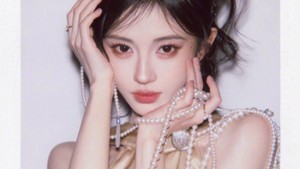 Ju Jingyi memulai karier keartisannya sebagai idol Cpop. Dia adalah member paling populer dari SNH48. Foto: Weibo Ju Jingyi