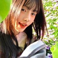 Mengenai kontroversi itu, Ju Jingyi sendiri pernah menanggapi. Dalam sebuah wawancara, ia mengaku julukan tersebut sempat menimbulkan tekanan baginya.  Foto: Weibo Ju Jingyi