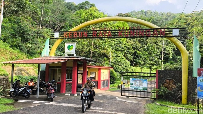 Kebun Raya Kuningan.