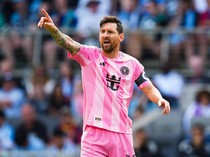 Geramnya Messi Dapat Kartu Kuning Setelah Laga Selesai