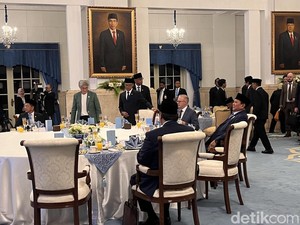 Momen Makan Siang Prabowo-PM Albanese, Dihidangkan Gado-gado hingga Ayam Taliwang