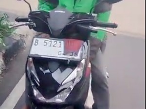 Modus Pemotor biar Nggak Kena ETLE, Pelat Nomor Dilakban