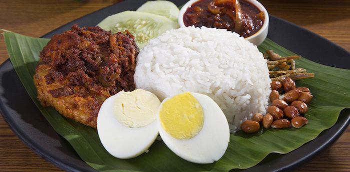 Pemilik Resto Ini Didenda Rp 77 Juta Karena Pasang Logo Halal Palsu