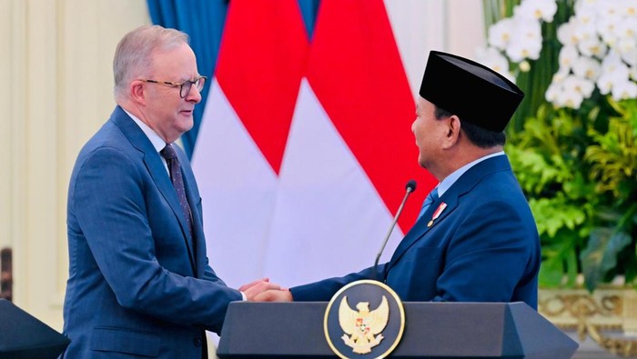  Laily Rachev - Biro Pers Sekretariat Presiden)