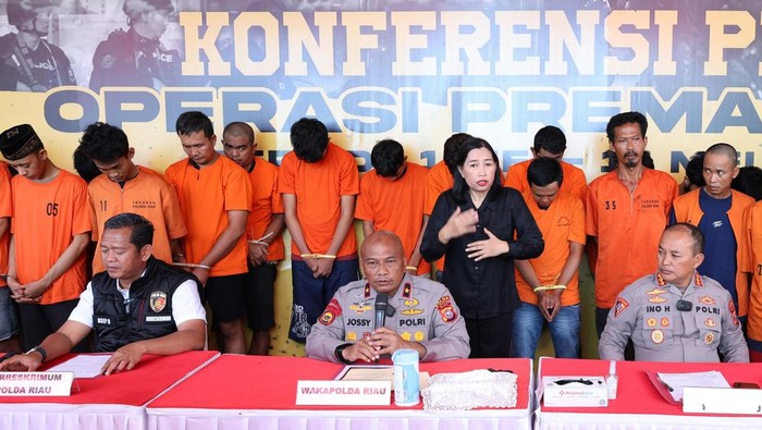 Polda Riau menangkap 169 preman dan geng motor selama 2 pekan operasi