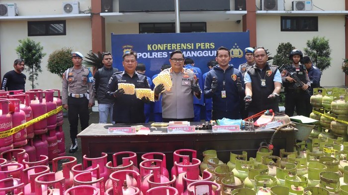 Polres Temanggung konferensi pers kasus pengoplosan gas LPG, Kamis (15/5/2025).