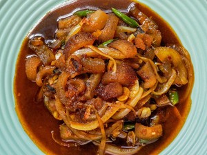 Resep Oseng Kikil Pedas Manis, Lauk Enak Untuk Bekal