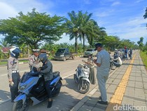 Polisi Tilang Puluhan Kendaraan dalam Razia di Palembang
