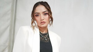 Kehadiran Siti Badriah di Java Jazz langsung bikin netizen penasaran. Foto: Instagram @sitibadriahh