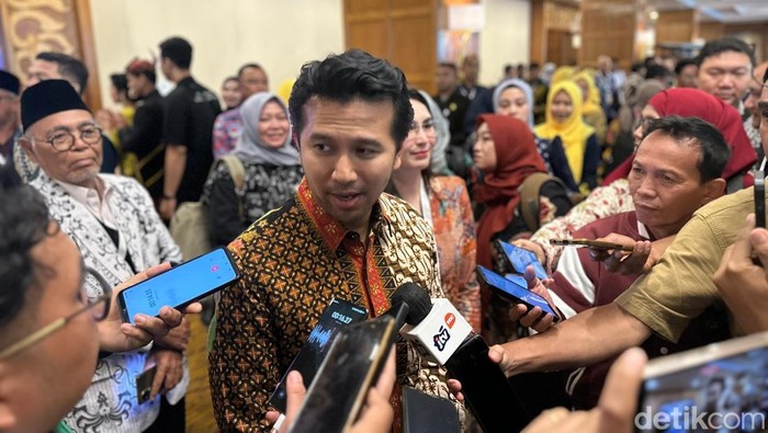 Wagub Jatim Emil Elestianto Dardak.