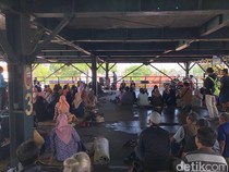 Air Mata Hasto di Tengah Tangis Warga TKP Abu Bakar Ali Pertanyakan Nasib