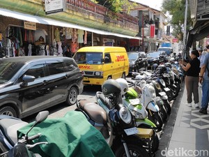 DPRD Badung Soroti Parkir Liar di Jalan Padma dan Sahadewa Legian
