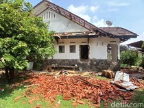 Kondisi Bagian Rumah Atalarik Syach Setelah Dieksekusi