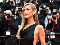 Bella Hadid Alami Krisis Rasa Percaya Diri Sampai Benci Bercermin