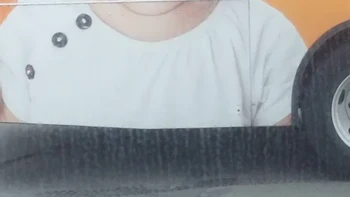 Desainnya gak beres nih, mata bayinya jadi juling. Foto: Reddit meltshake via BrightSide