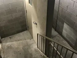 Desain Aneh yang Bikin Gagal Estetik