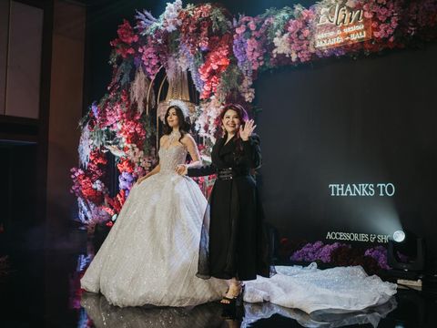 Dita Celine gelar pameran gaun pernikahan bertajuk Discover Love Stories.