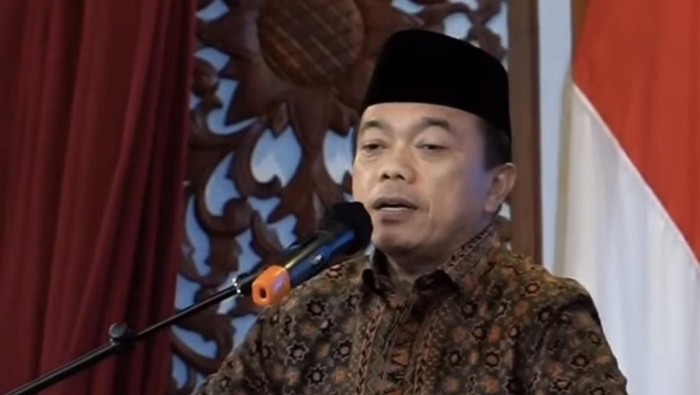 Gubernur Jambi Al Haris