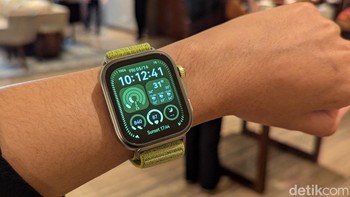 Tampilan Huawei Watch Fit 4 Pro dari dekat. Layar smartwatch ini memiliki kecerahan hingga 3.000 nits serta dilindungi kaca safir dan dikelilingi bezel titanium. Foto: Virgina Maulita Putri/detikINET