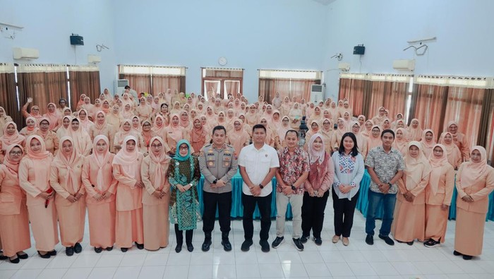 Kapolres Jombang AKBP Ardi Kurniawan bertemu Darma Wanita Persatuan (DWP)