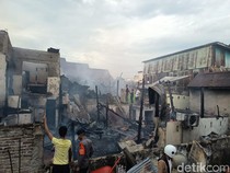 Kebakaran di Jalan Andi Tonro Makassar Hanguskan 7 Rumah-1 Kosan