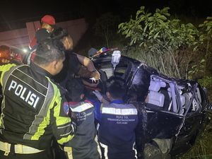 Anggota DPRD Lampung Anak Mantan Gubernur Kecelakaan di Tol, 5 Luka-luka