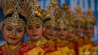 Untuk lebaran tahun ini yang berbeda, kita tidak hanya menonjolkan budaya Betawi Depok, tapi juga mengakomodir budaya-budaya lain