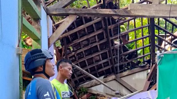 Longsor di Trenggalek yang berdampak terhadap 3 rumah warga.