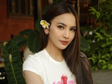 Aura Tropis Mahalini: Just Bali Things yang Bikin Adem Aura Tropis Mahalini: Just Bali Things yang Bikin Adem